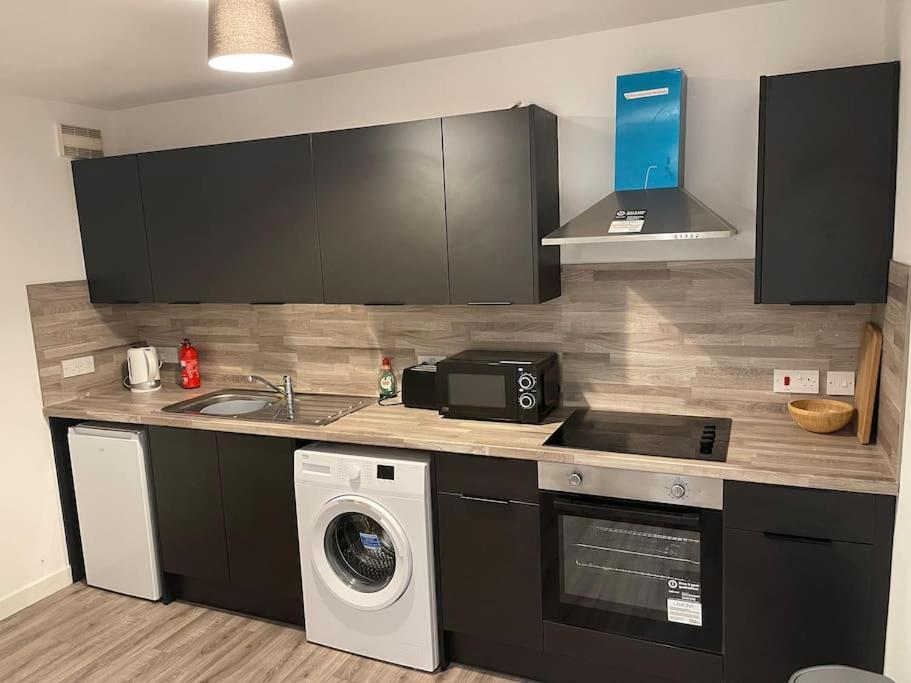 Modern 2 Bedroom City Apartment Глазго Екстер'єр фото